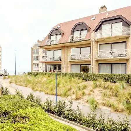 In With Coastal Views, Cleaning Included * Nieuwpoort